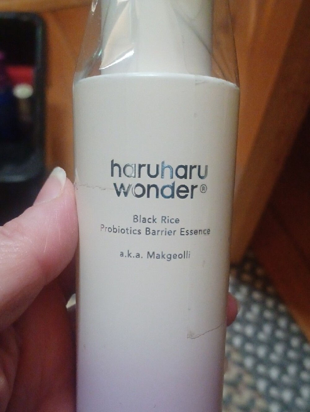 Haruharu Wonder Black Rice Probiotics Barrier Essence - Picture 3 of 6